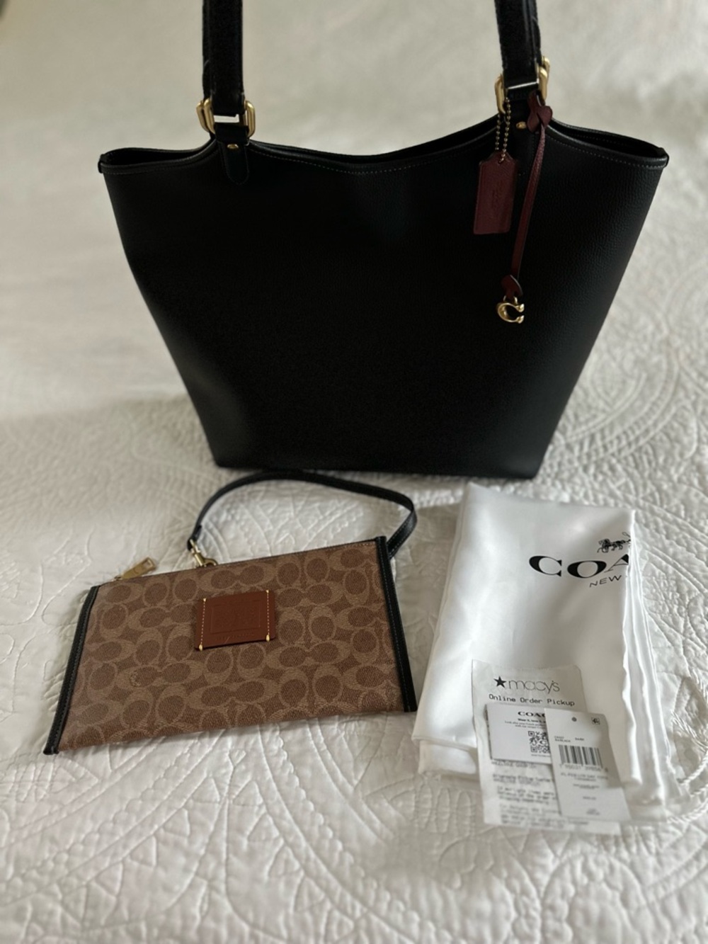 Coach Day Tote in Black with Brown Signature Canvas Wristlet - Picture 5 of 8